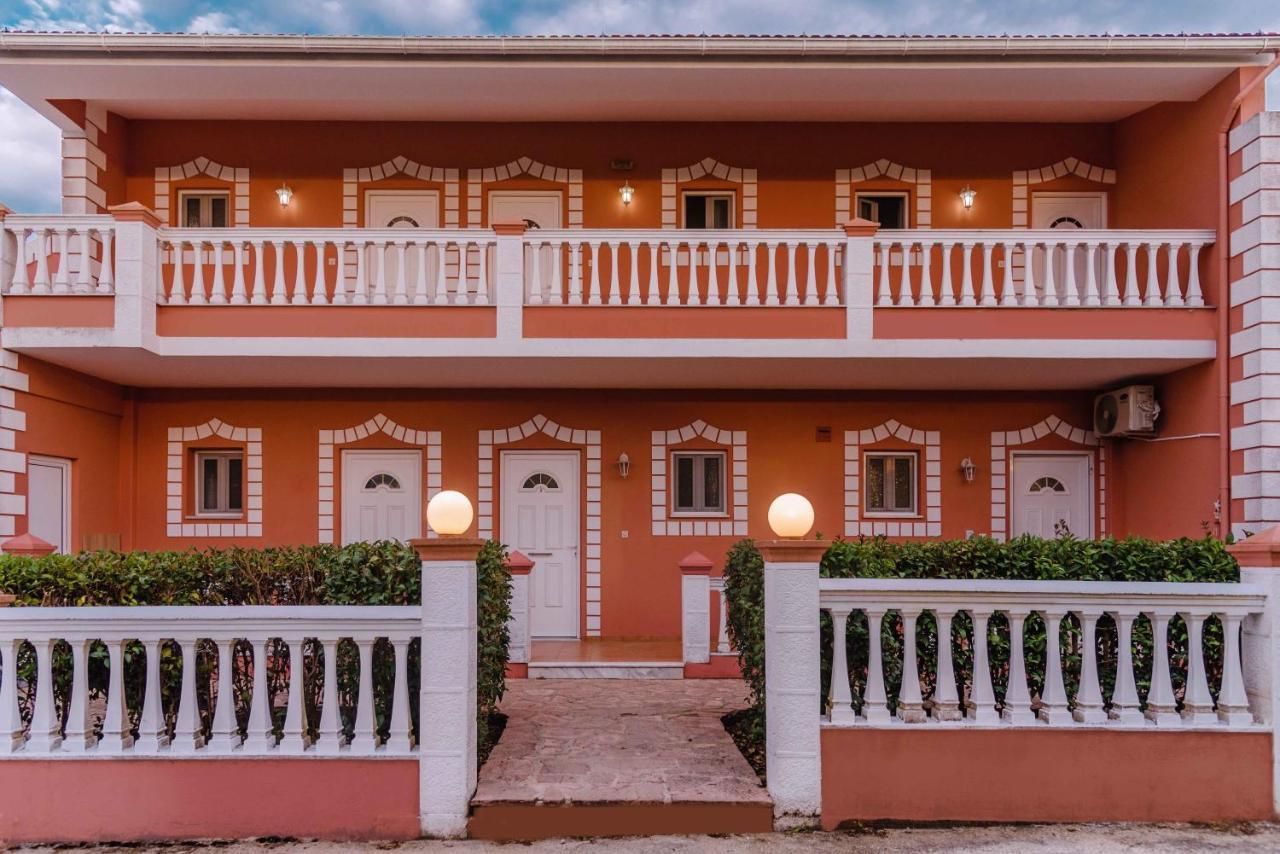 Riposo Studios & Apartments Kavos Ngoại thất bức ảnh