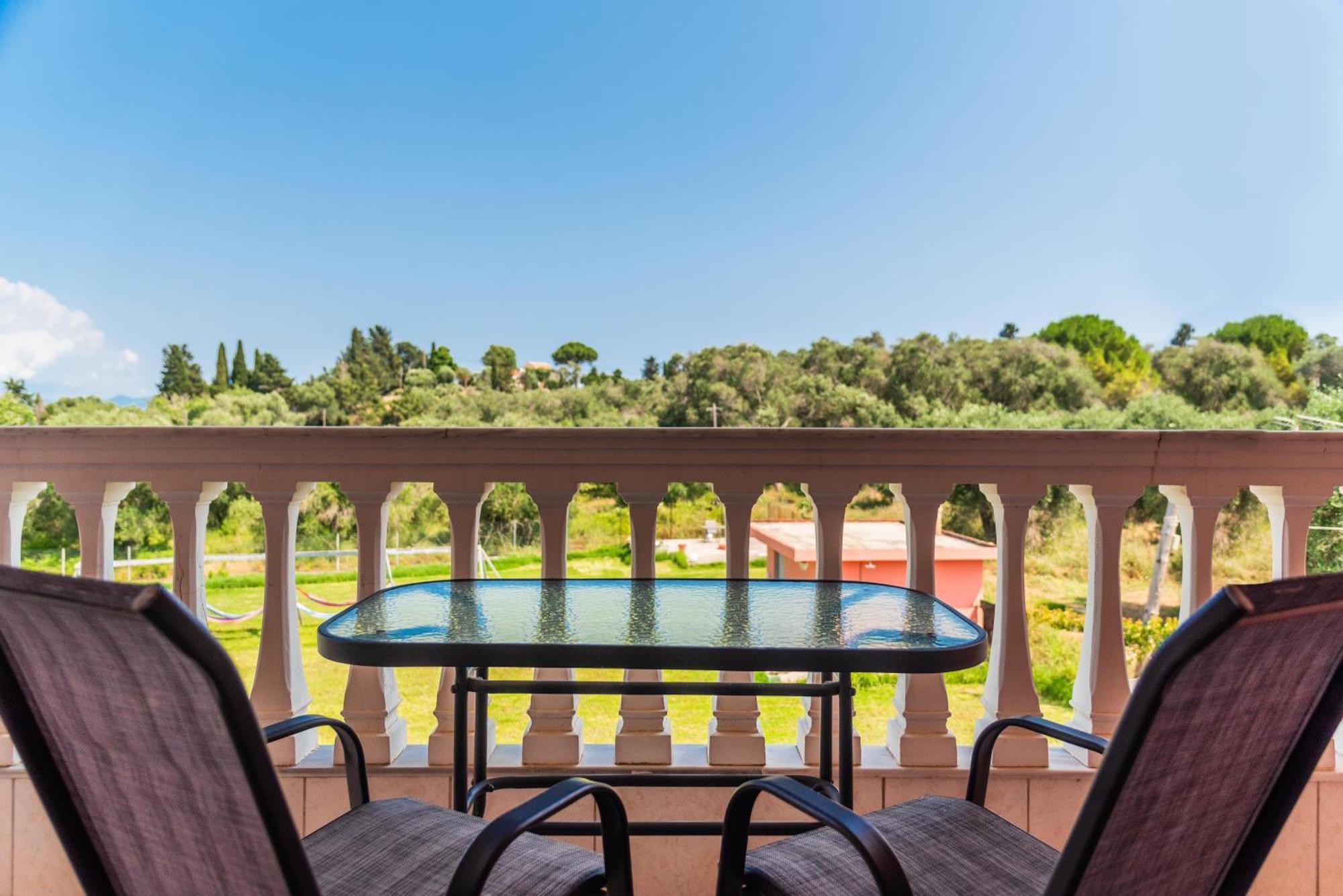 Riposo Studios & Apartments Kavos Ngoại thất bức ảnh