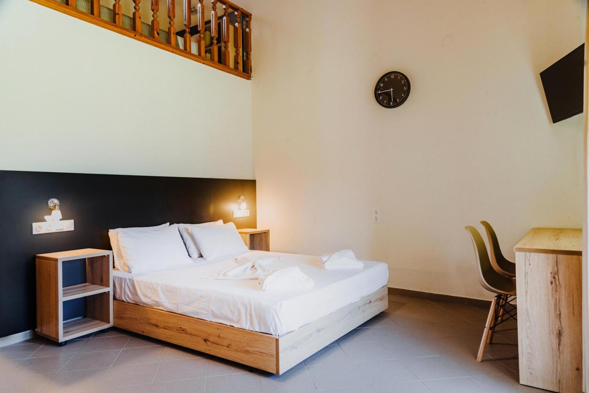 Riposo Studios & Apartments Kavos Ngoại thất bức ảnh