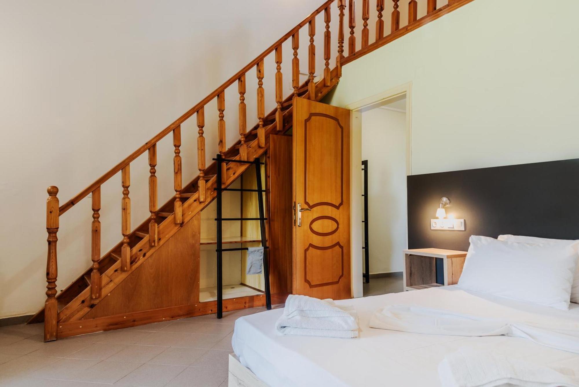 Riposo Studios & Apartments Kavos Ngoại thất bức ảnh