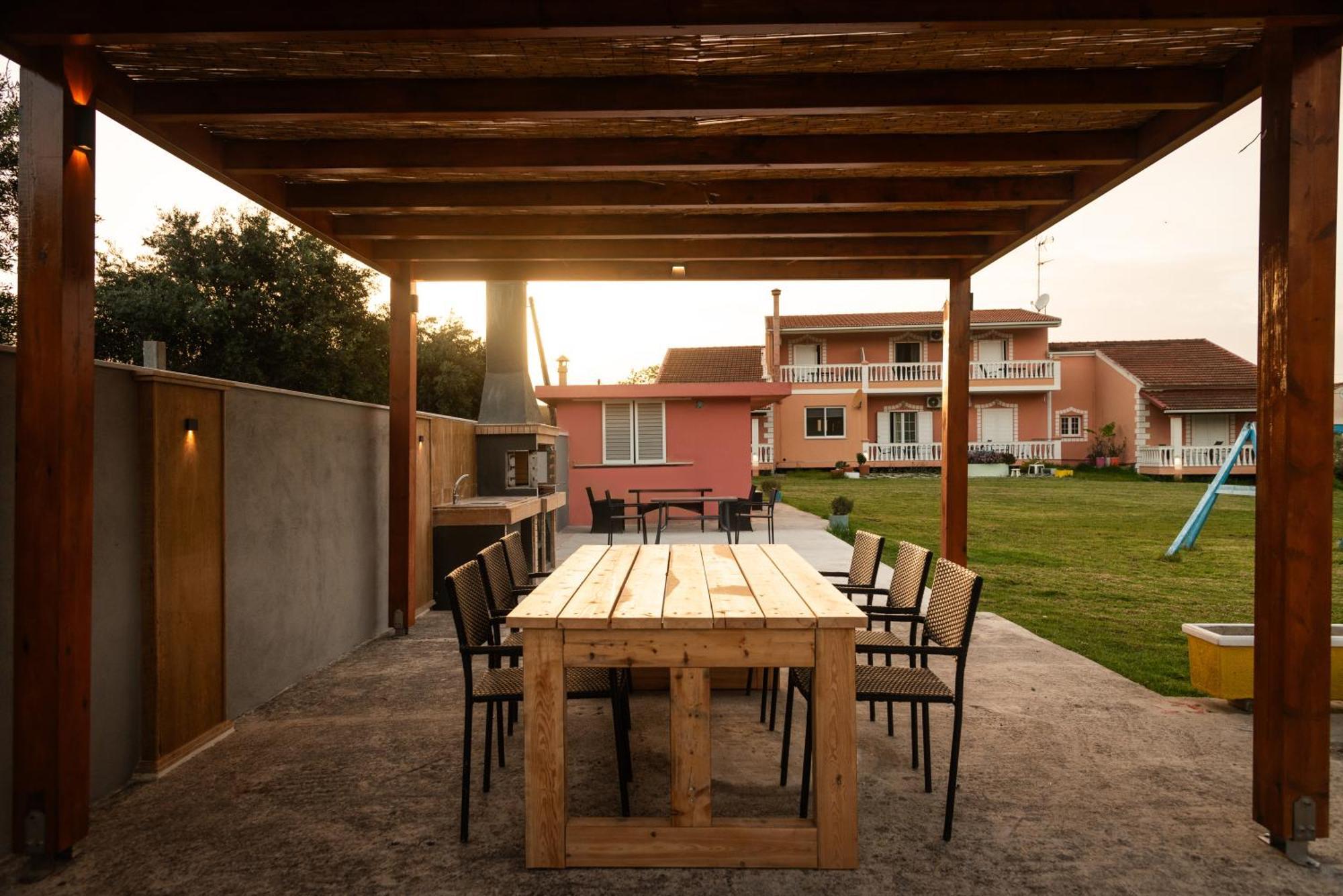 Riposo Studios & Apartments Kavos Ngoại thất bức ảnh