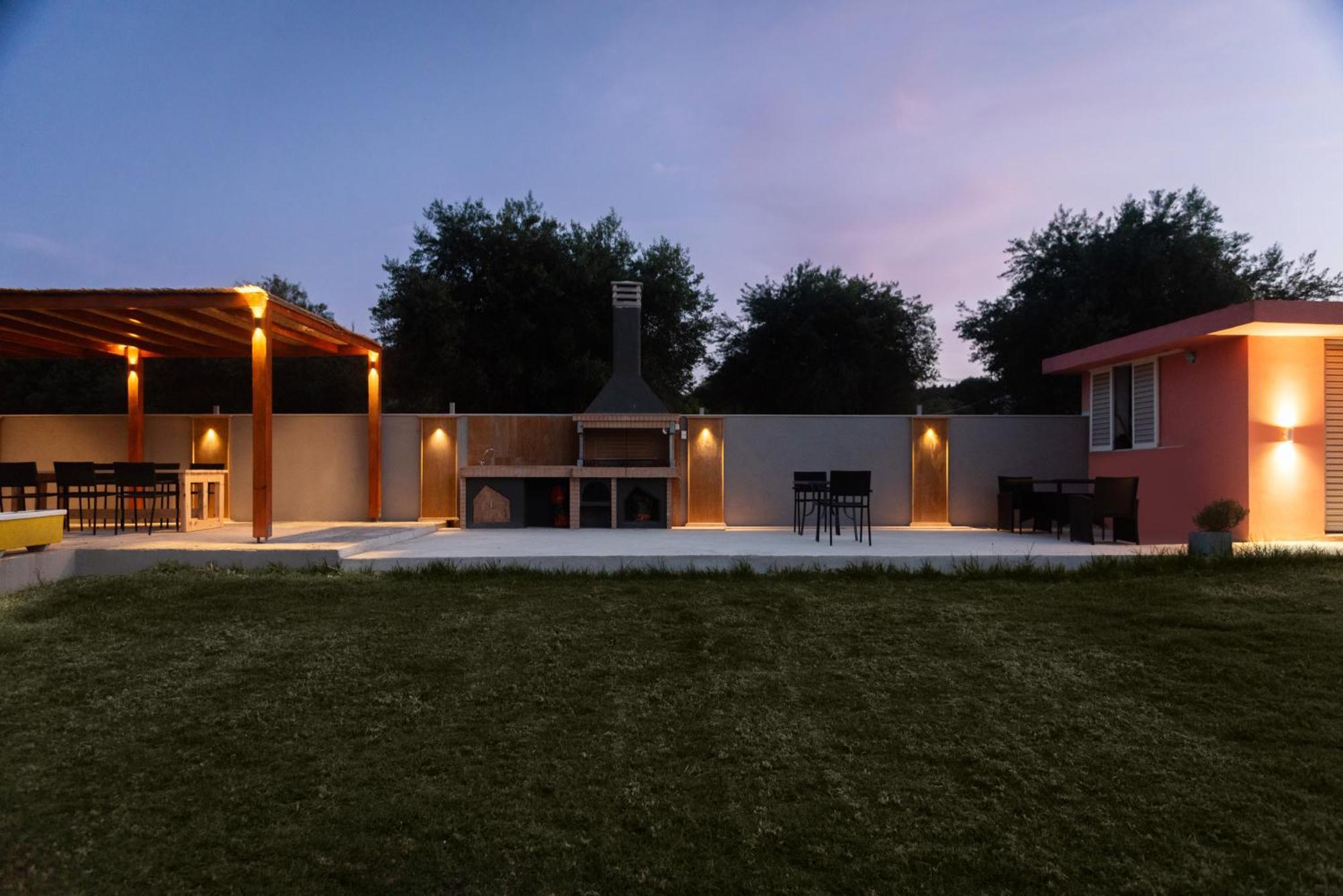 Riposo Studios & Apartments Kavos Ngoại thất bức ảnh